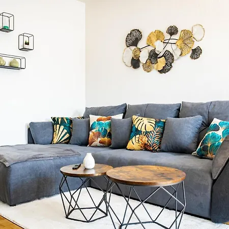 Apartmento Magdeburg - Zentral - 2 Zimmer - Wifi - Netflix Buitenkant foto