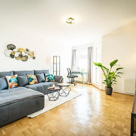 Apartmento Magdeburg - Zentral - 2 Zimmer - Wifi - Netflix Buitenkant foto